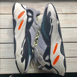 Yeezy Boost 700